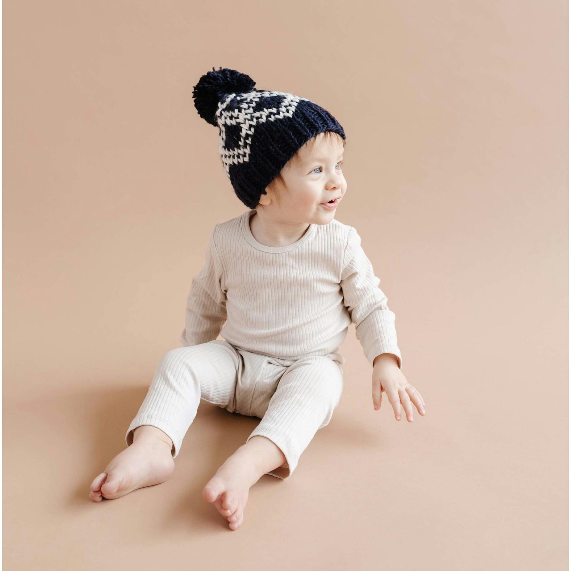 Diamond Faire Isle Hat - Navy