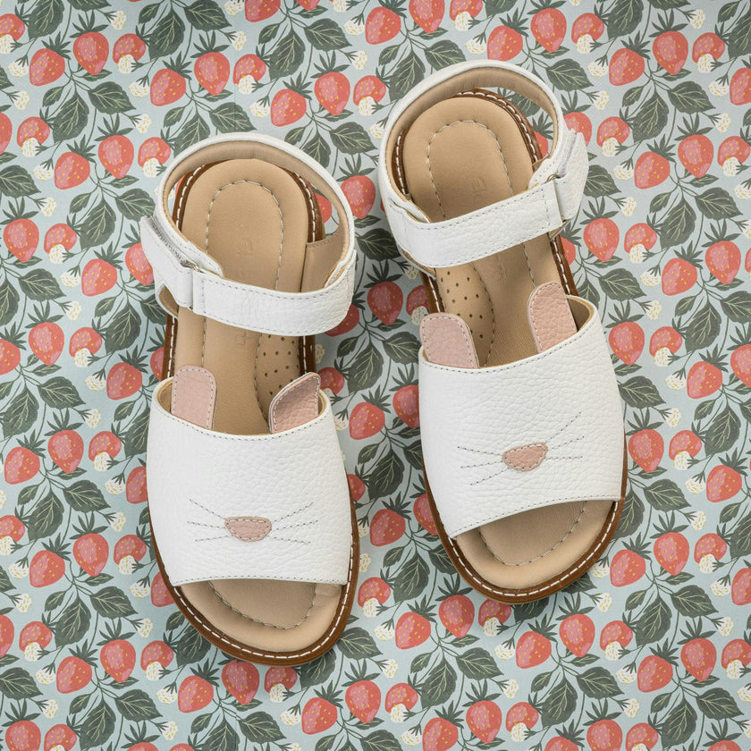 Sandal