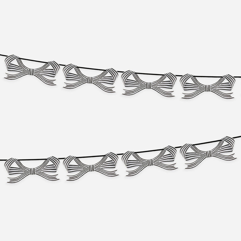 Black & White Stripy Bow Garland