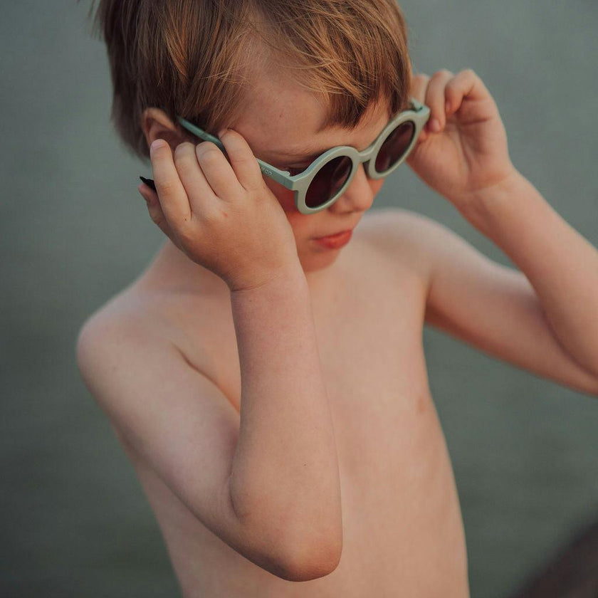 Original Round Sustainable Sunglasses | Bio-Based Bendable Polarized | Fern
