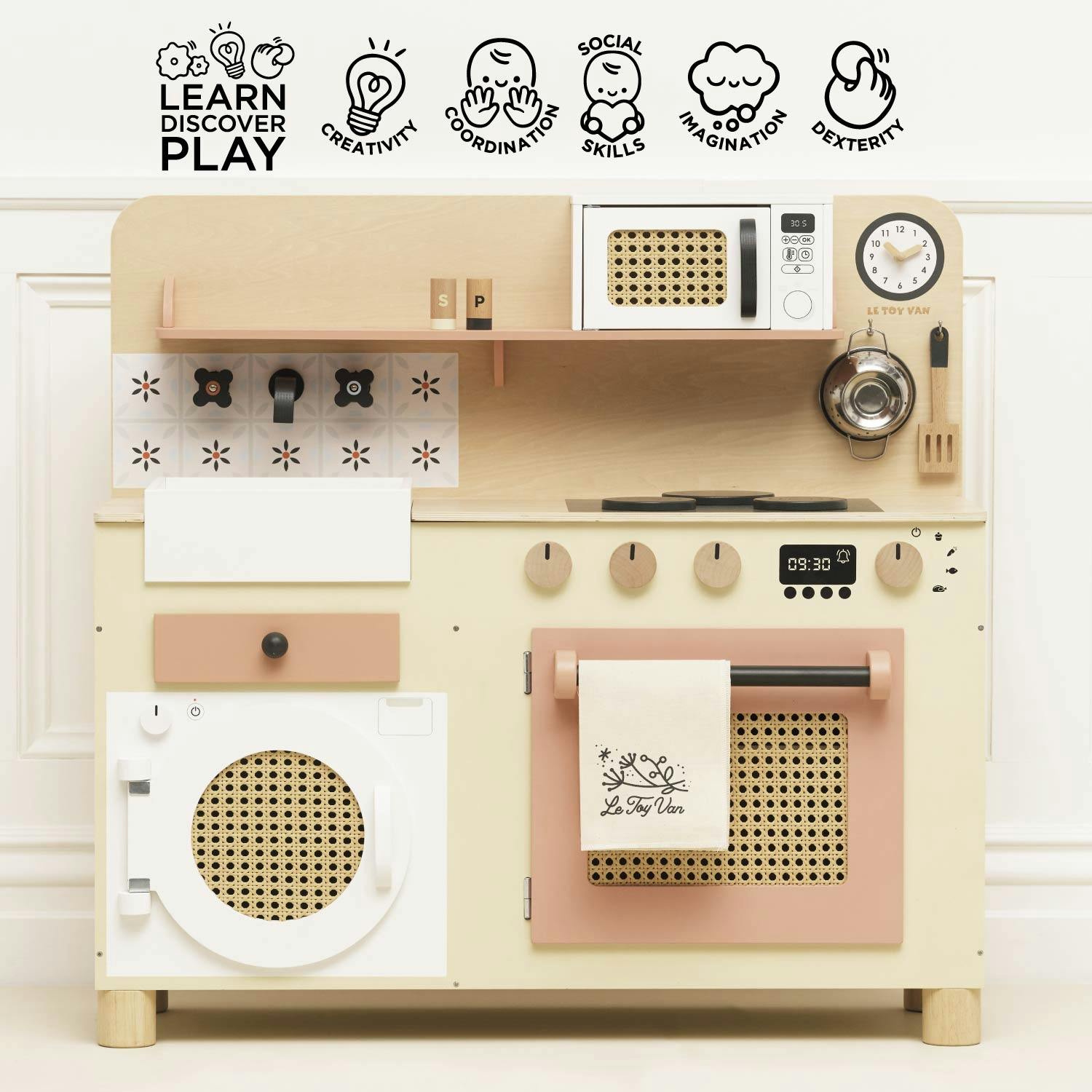 Rattan Family Size Wooden Play Kitchen