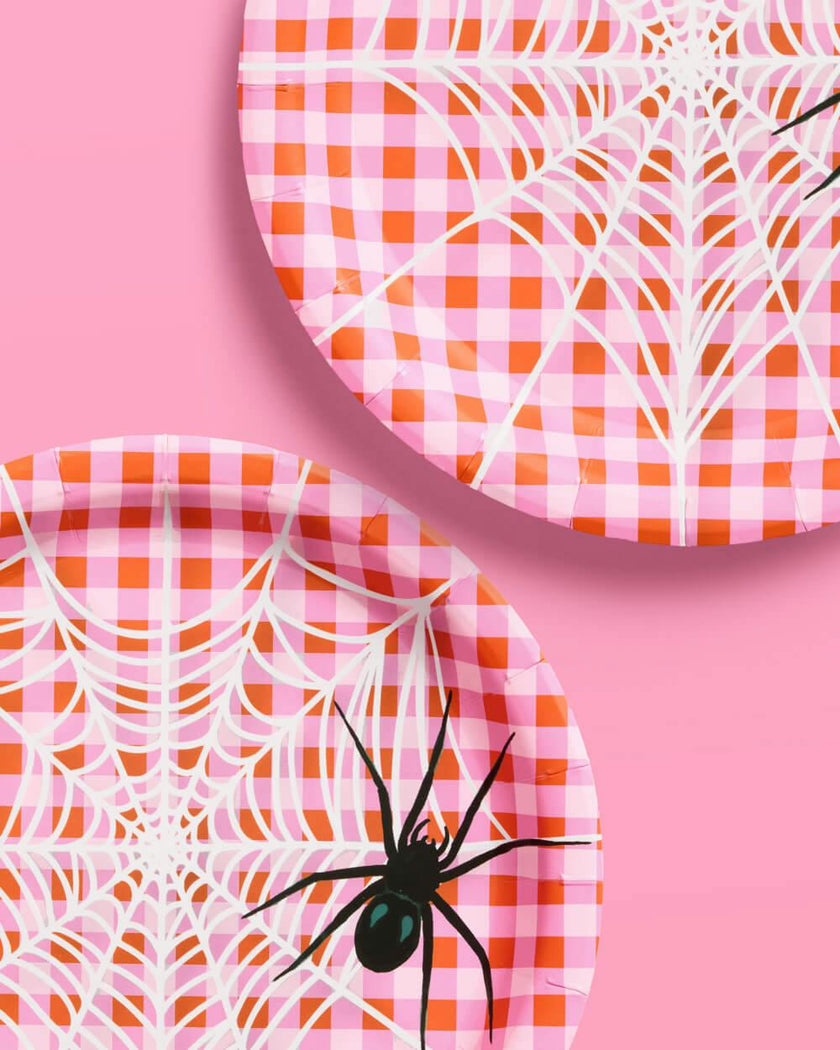 Creepin' it Cute Plates - 25 paper plates