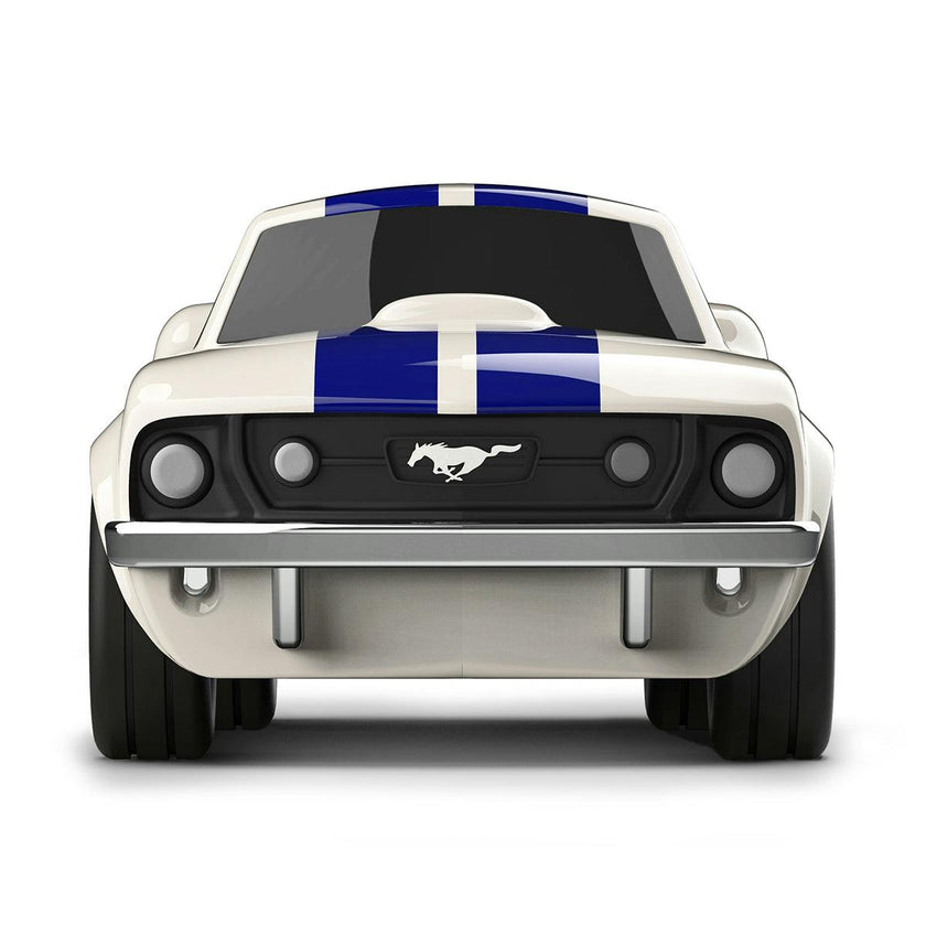 Car RACING CAR FORD Mustang Ivory White