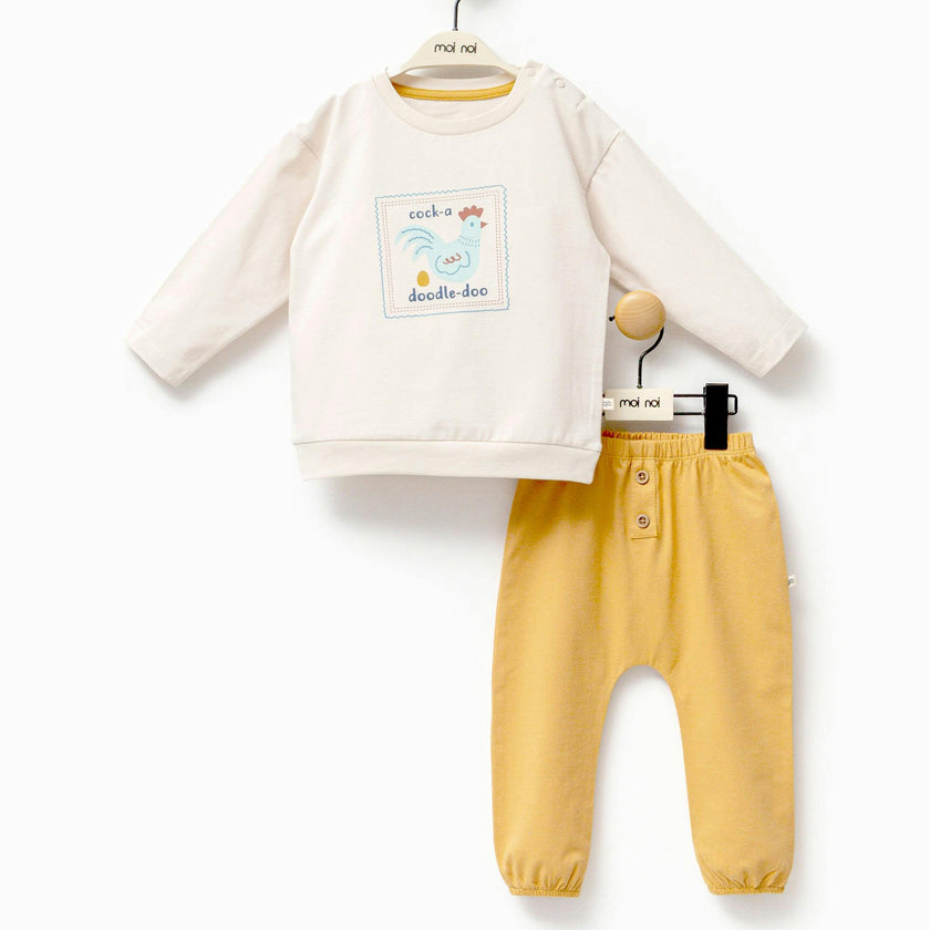 Beige Chicken Graphic Outfit