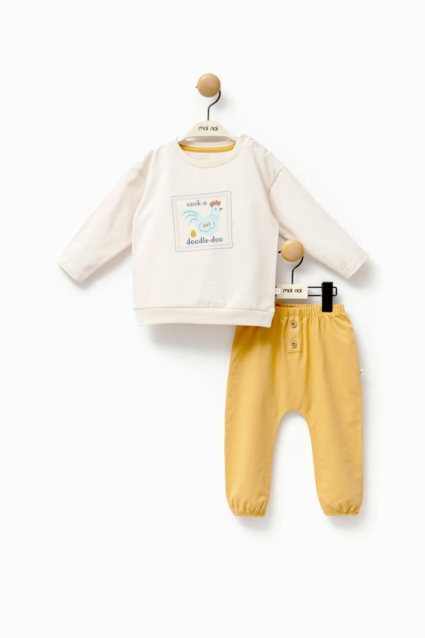 Beige Chicken Graphic Outfit
