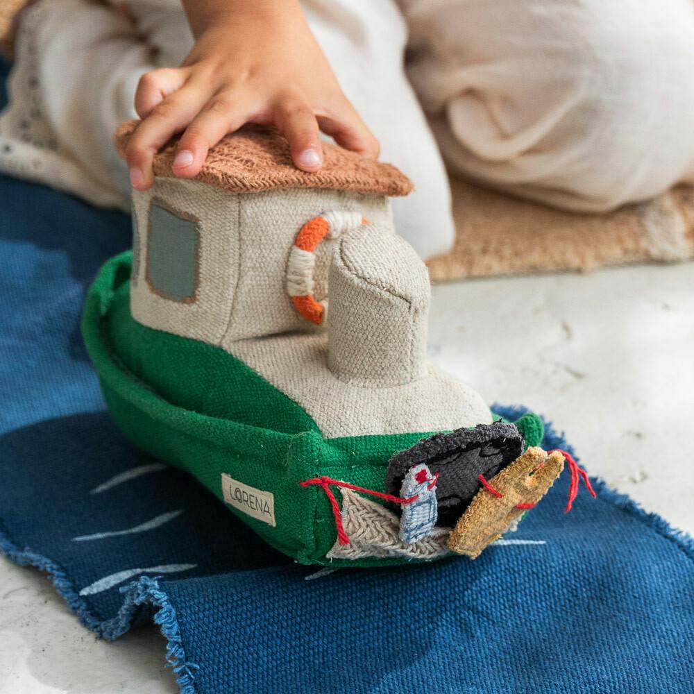 Ride & Roll Sea Clean-Up Boat Canvas Playmat Set
