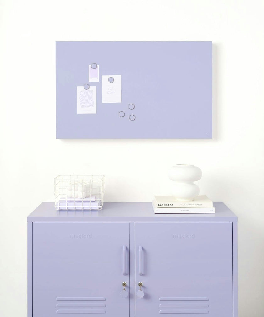The Buttons in Lilac