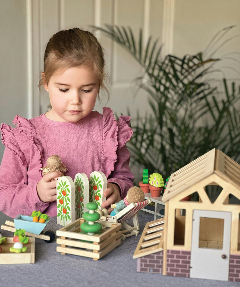 Greenhouse and Garden Set