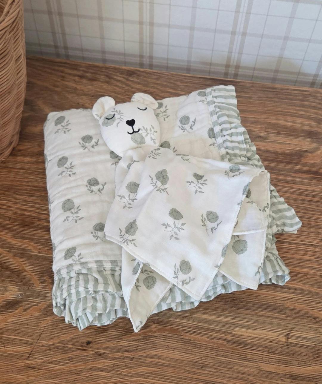 Elle Green Floral Ruffle Quilt 6 Layer Gauze Blanket