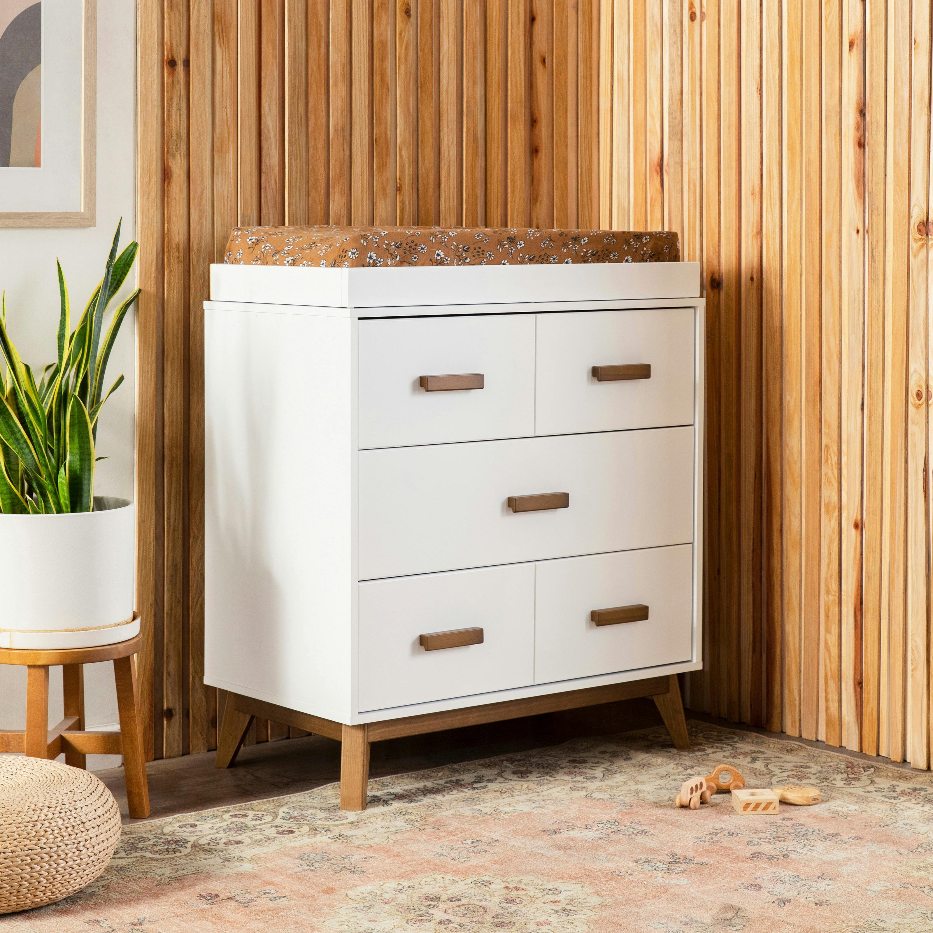 Scoot 3-Drawer Compact Changer Dresser with Removable Changing Tray (34