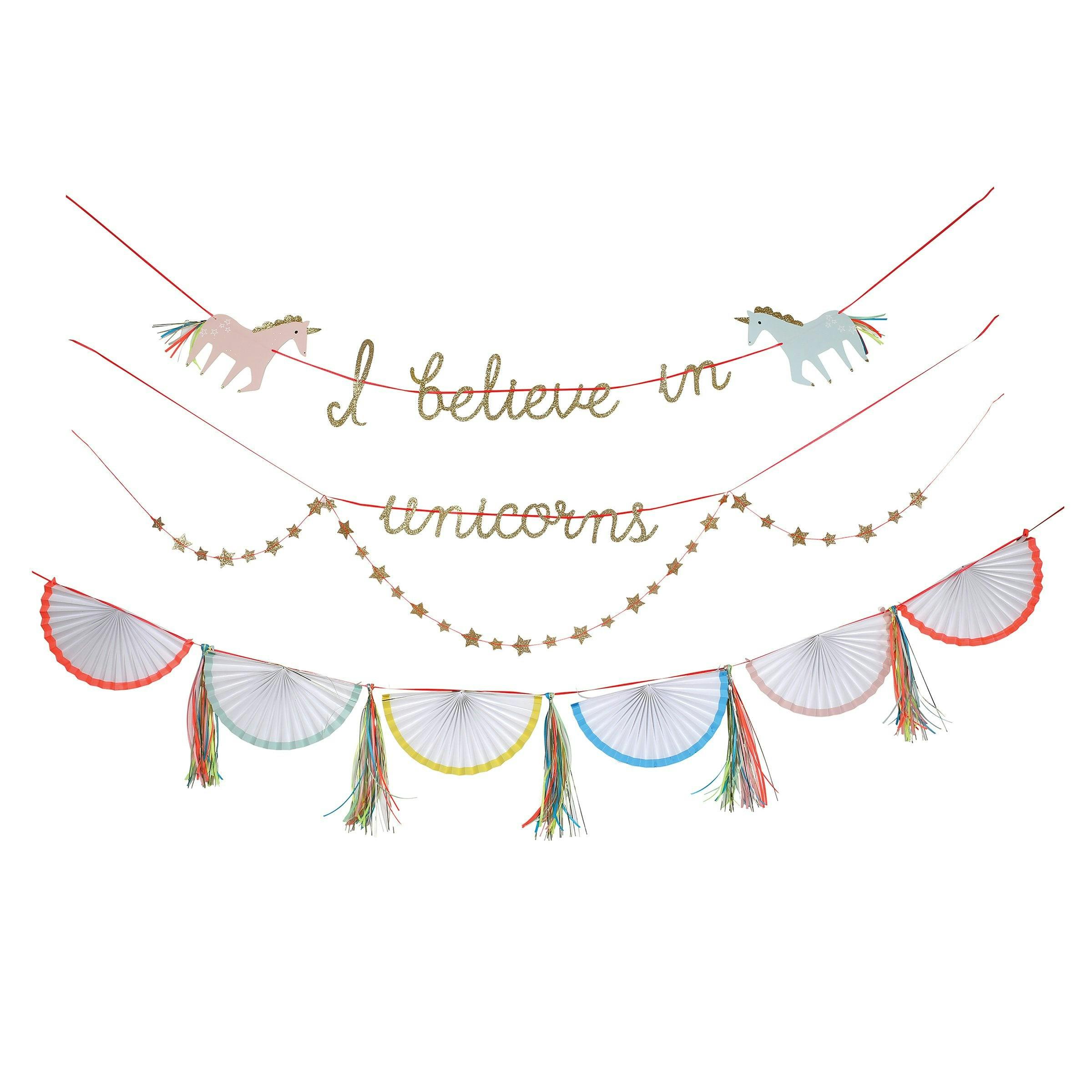 I Believe In Unicorns Garland Set