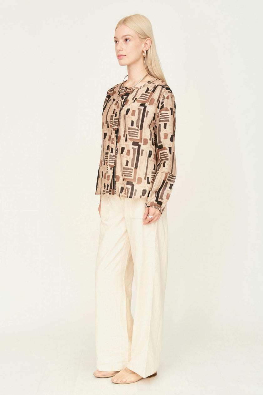 Dakota Blouse in Sand Labyrinth