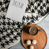HOUNDSTOOTH
