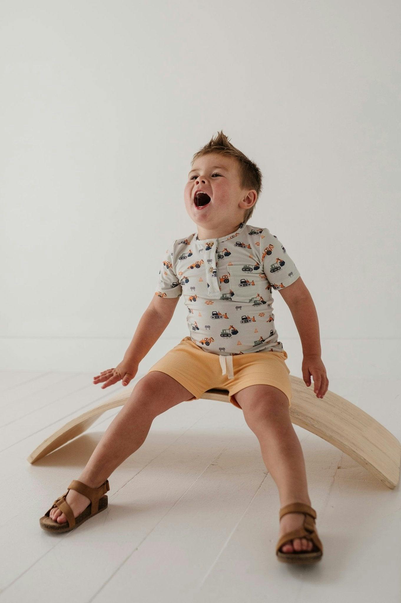 Boys Short Sleeve Henley Shirt in Baseball