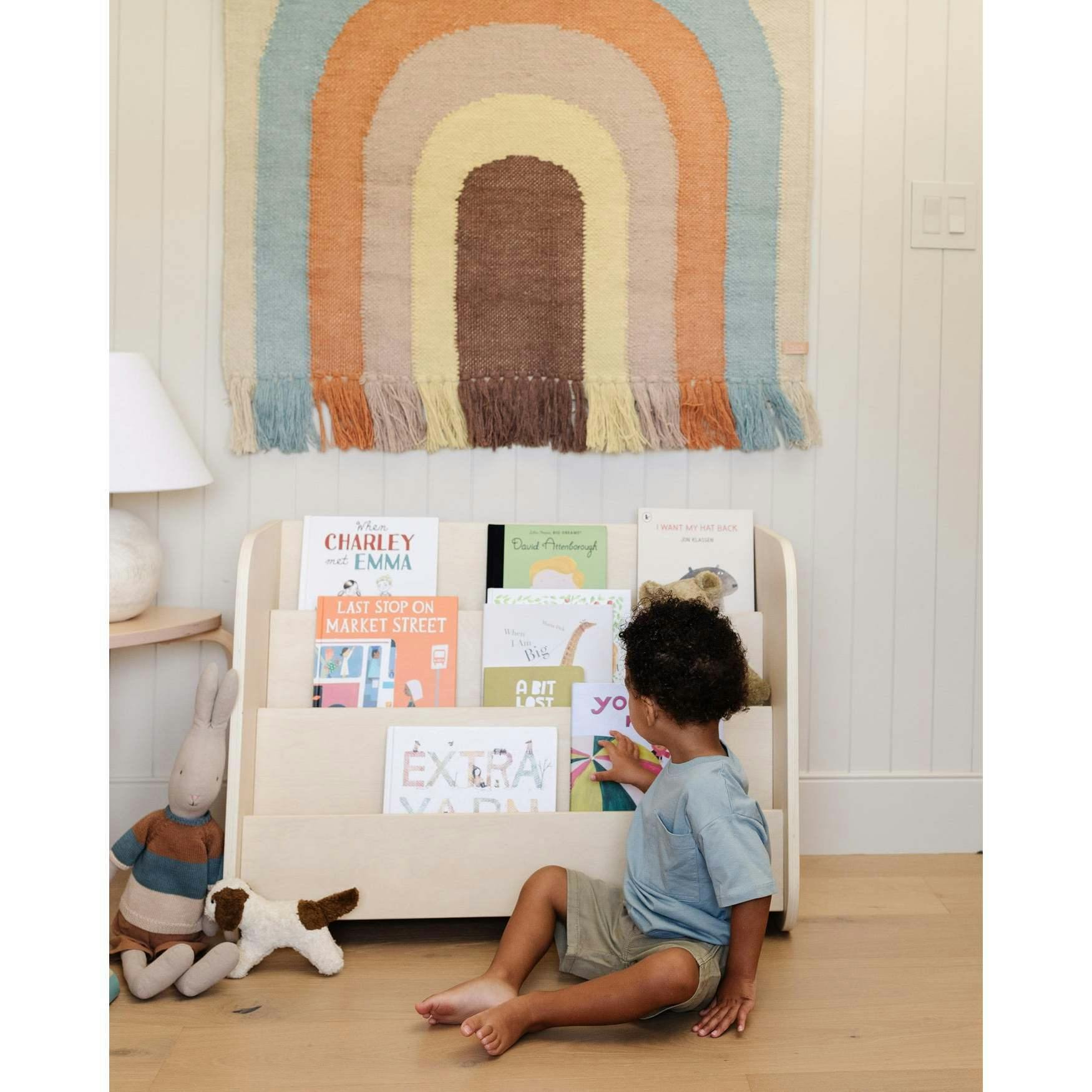 Montessori Bookshelf