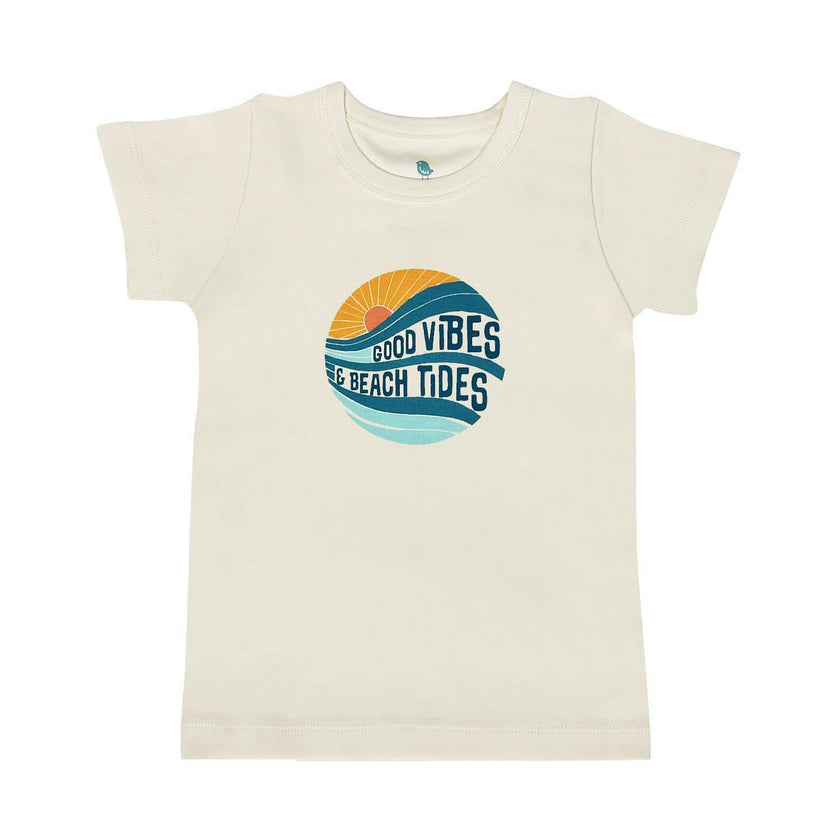 graphic tee | good vibes