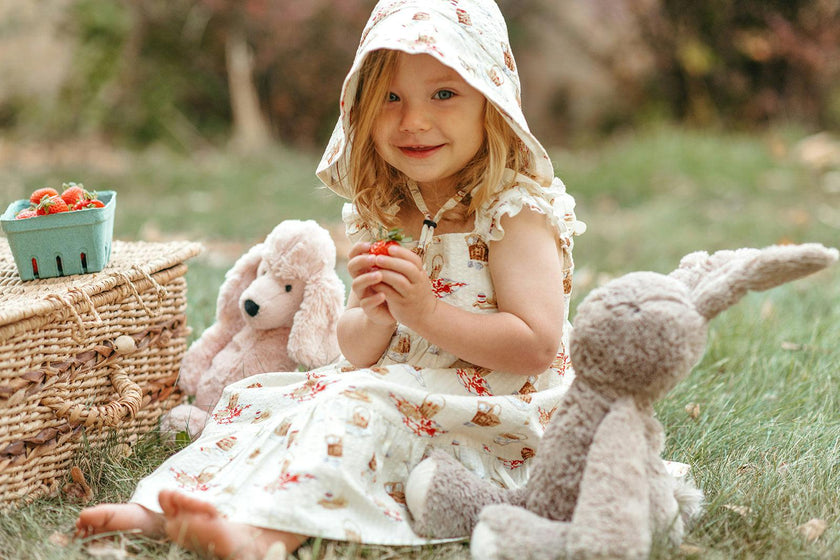 Picnic Wide Brim Sun Bonnet