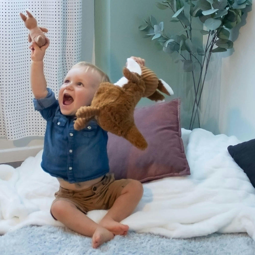 KANGAROO - MOM & BABY  PLUSH - GREEN