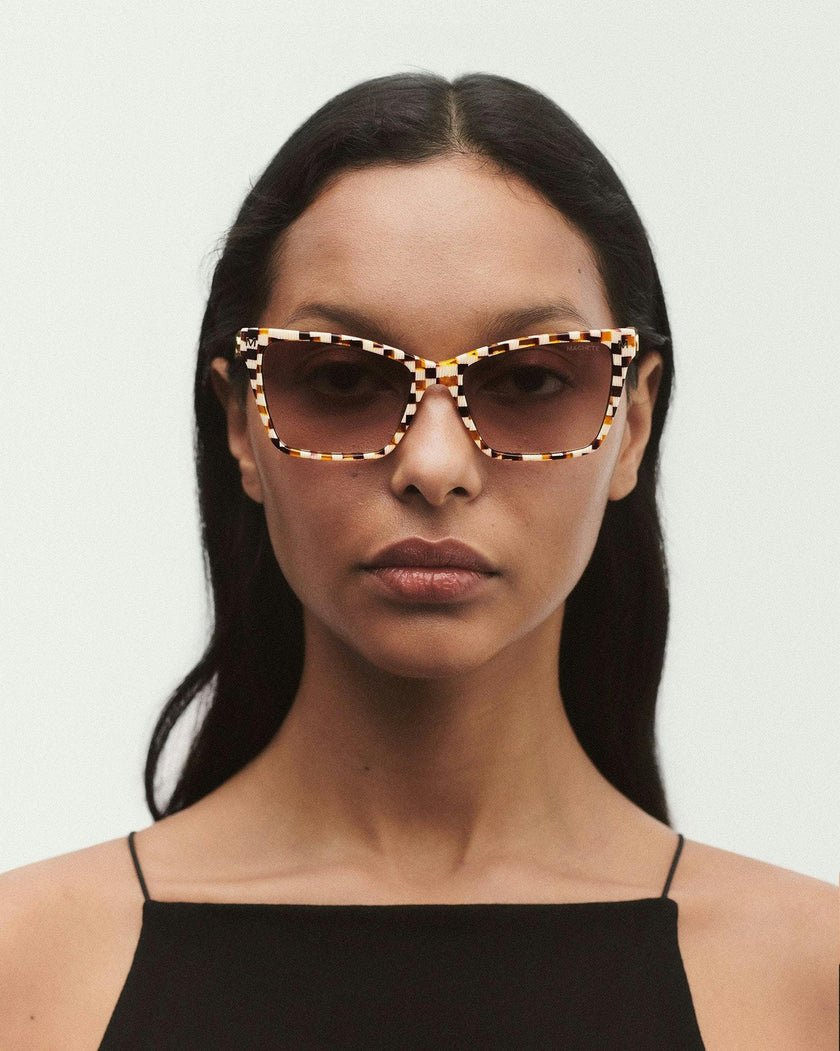 Sally Sunglasses in Dark Tortoise Stripe