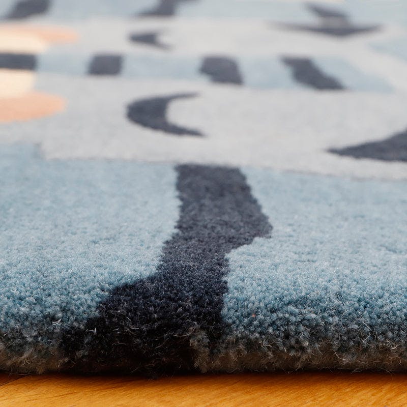 Hand-Tufted Velvet Rug