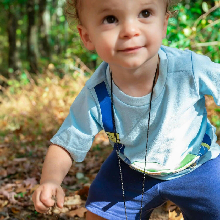 Magnetic Peek-A-Pocket T-Shirt & Shorts Set