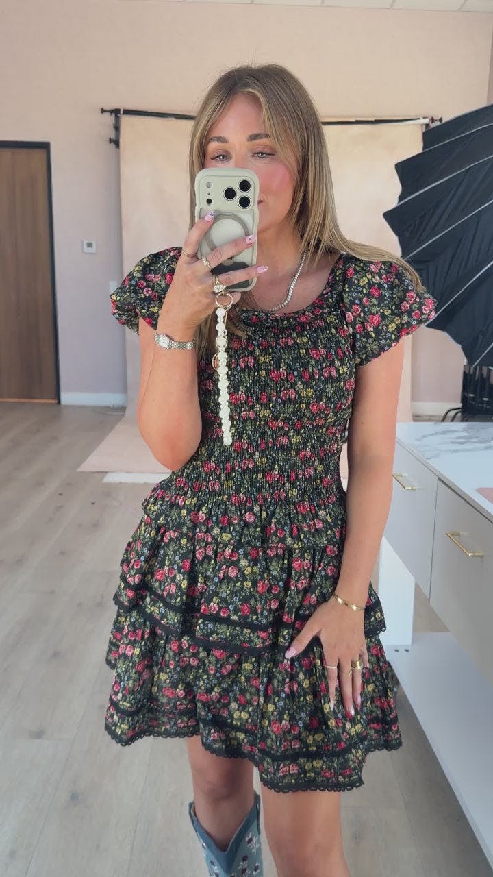 Annalise Top in Obsidian Vintage Poppies