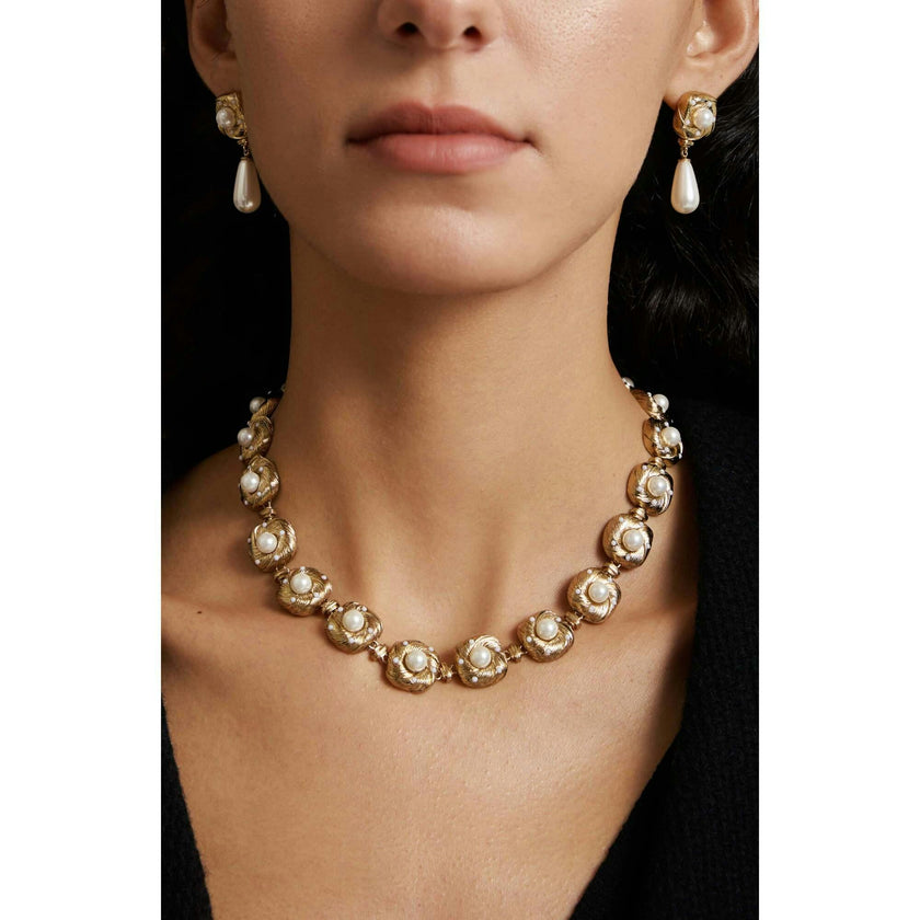 Canary Necklace