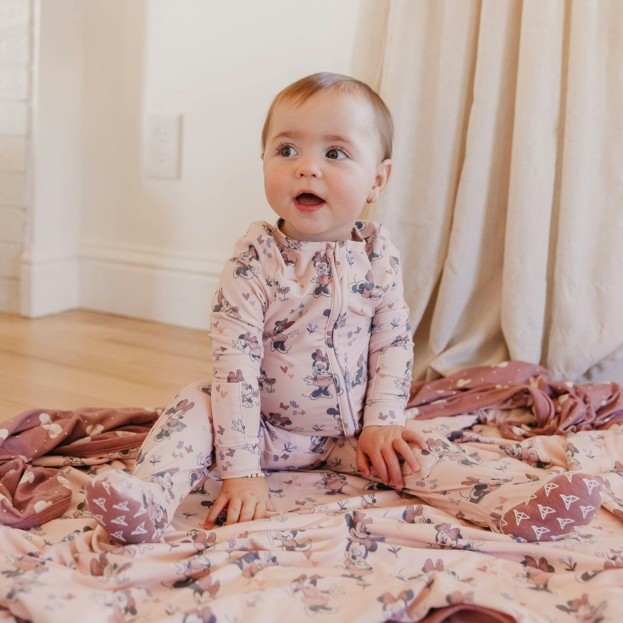 Zip-Up Footie Pajama - Minnie Mouse