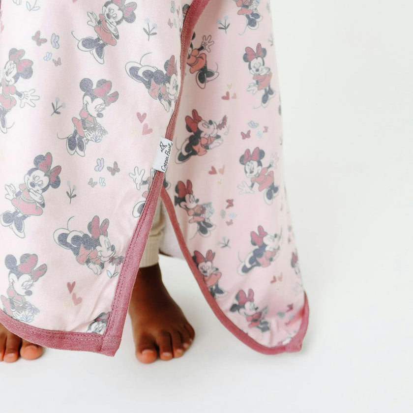 Premium Big Kid Hooded Towel - Minnie Mouse