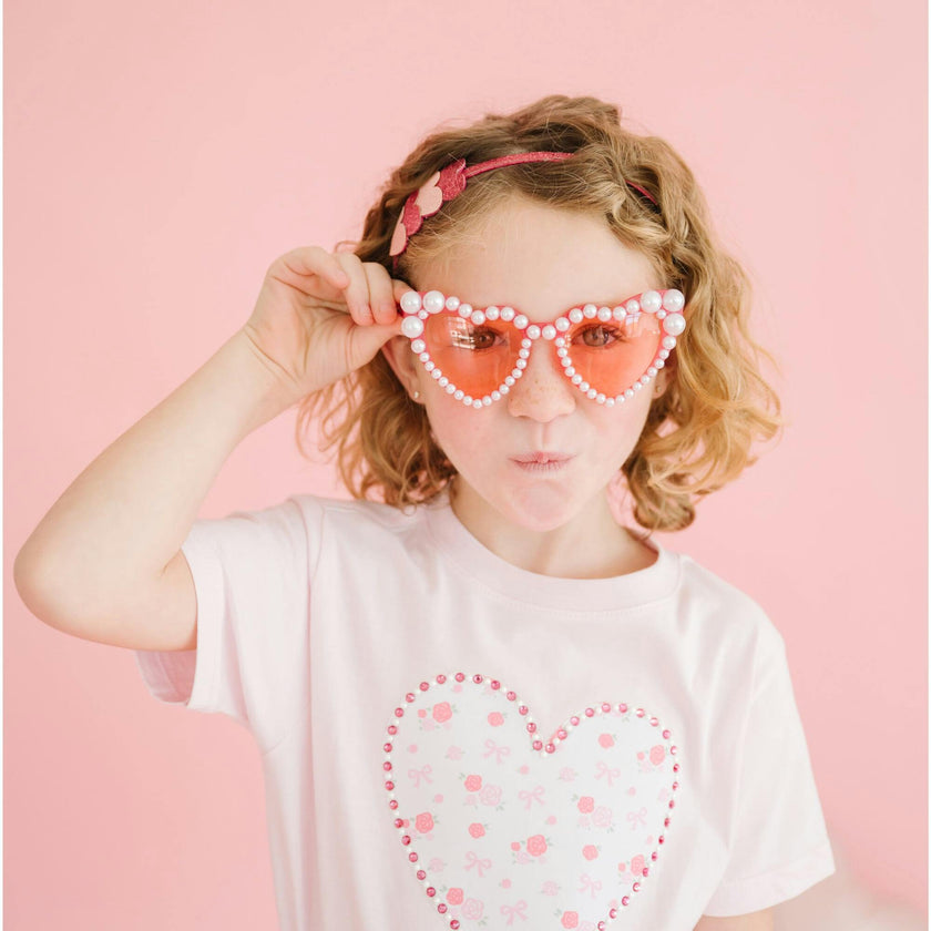 Dainty Rose Pearl Heart Patch Short Sleeve T-Shirt
