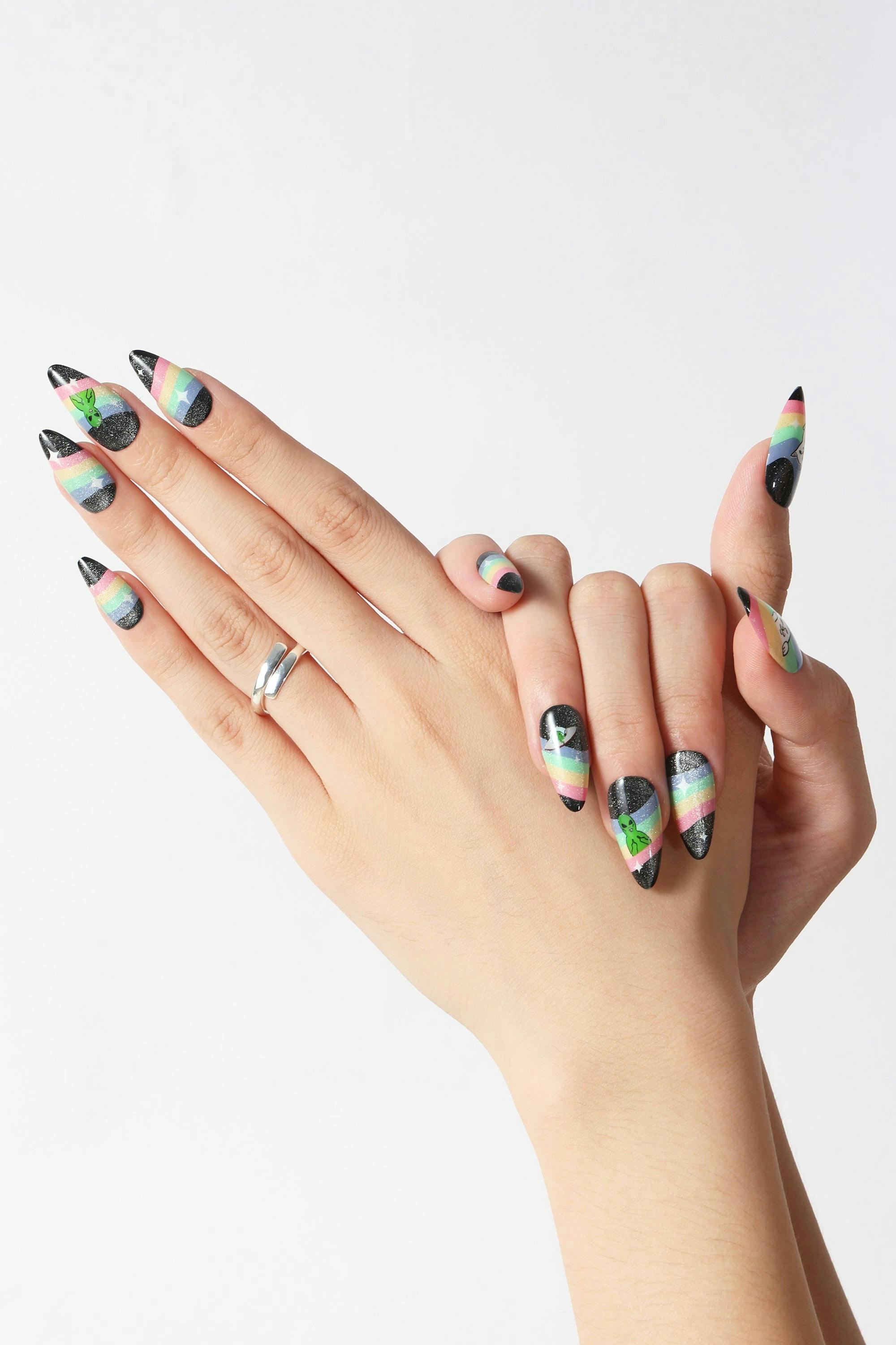 SPACED OUT - Ripndip Press-on Nails