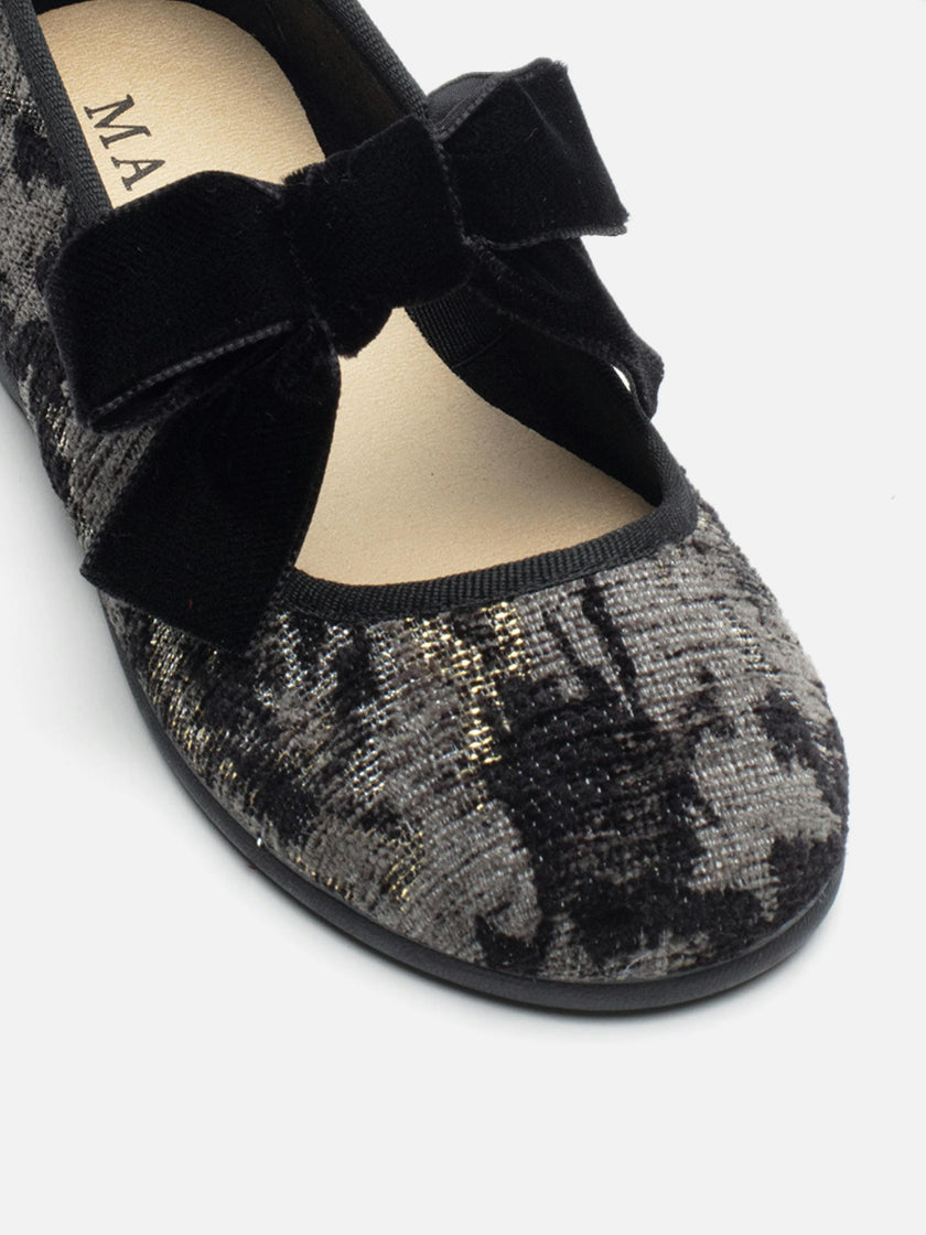 Andie Black Print