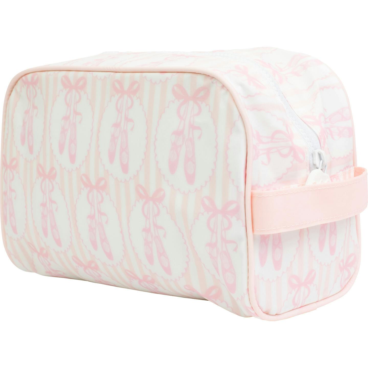 The Dopp Kit in Ballet