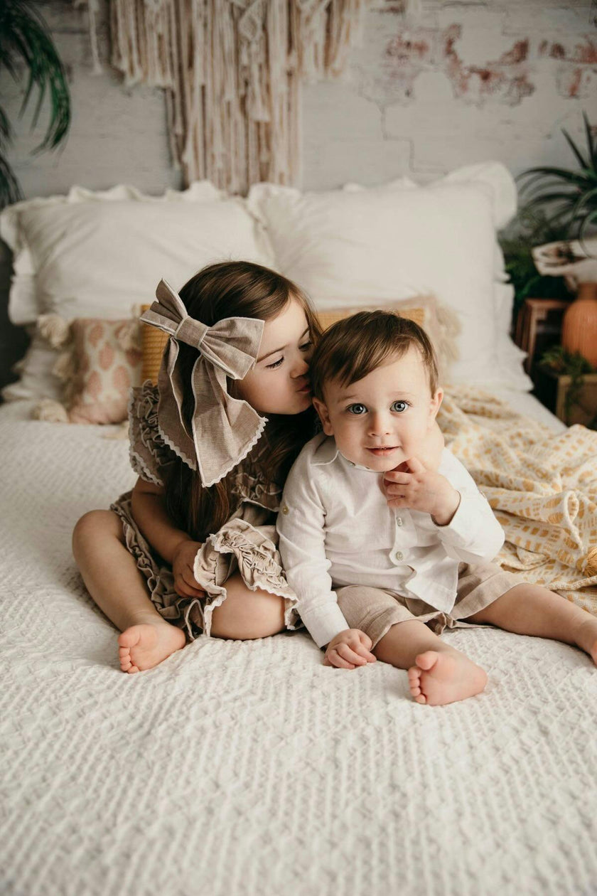 Ashlyn Linen Petite Hair Bow