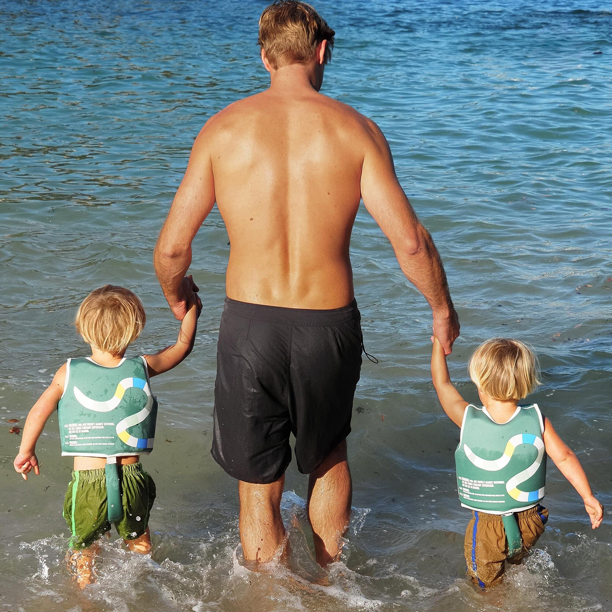 Float Vest: 2-3Y - Into the Jungle