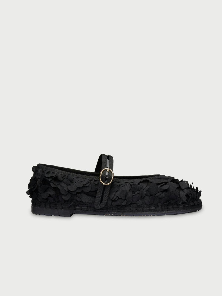 Pierre Lotus Black