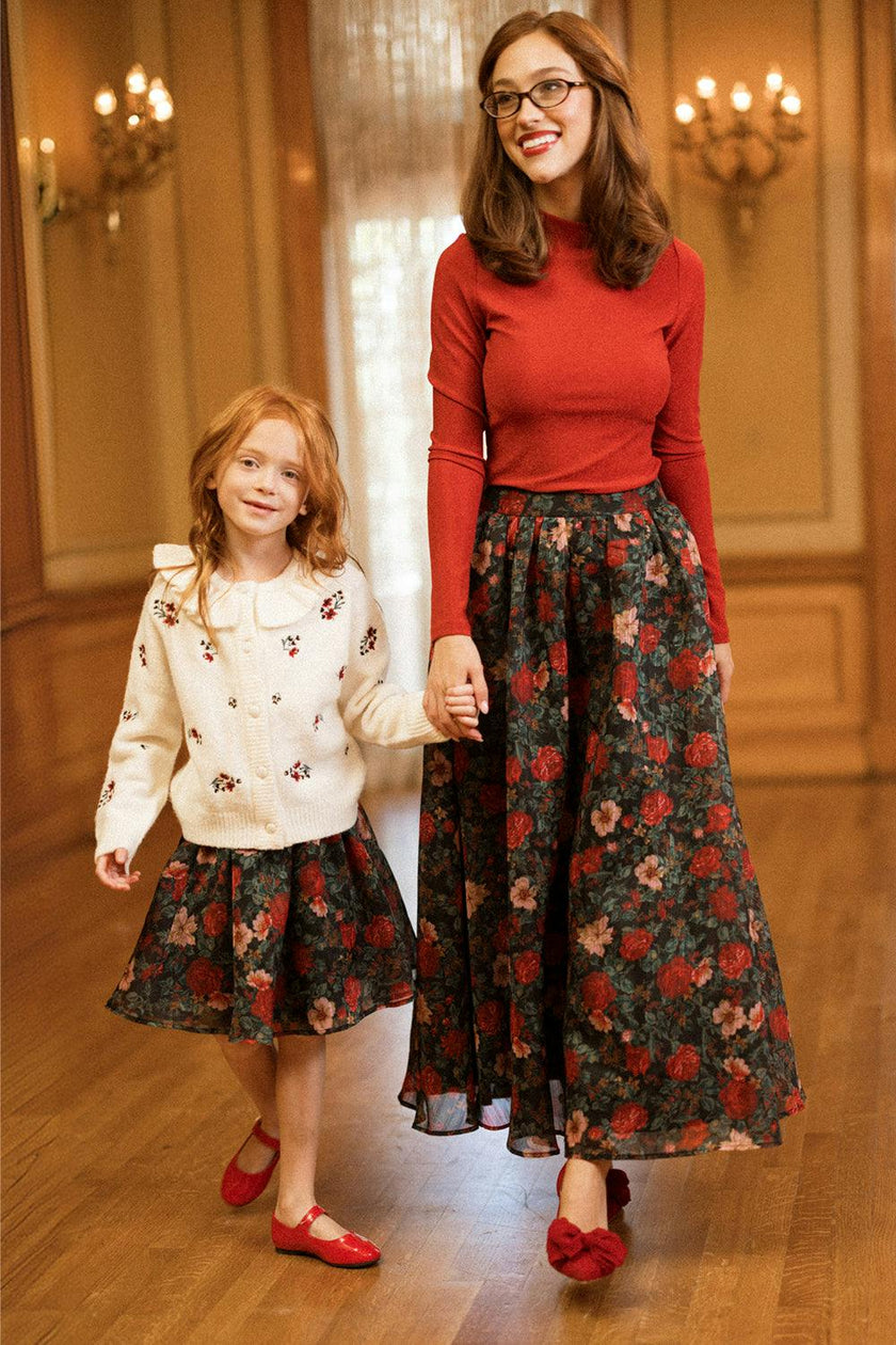 Mini Vanessa Skirt in Moody Christmas Flora
