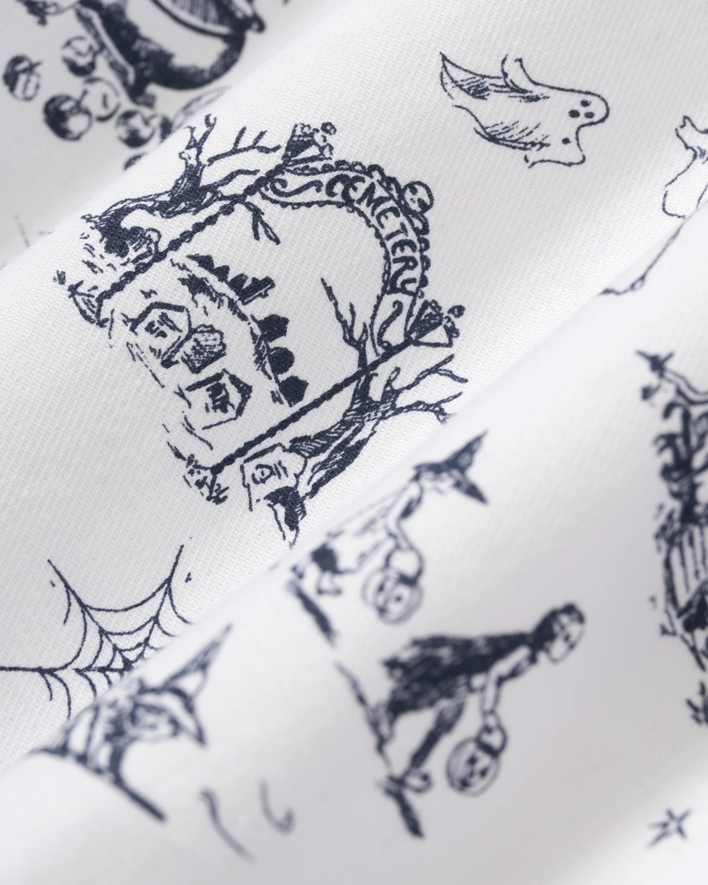 Women's Twill Pajama Set in Hallow's Eve Toile