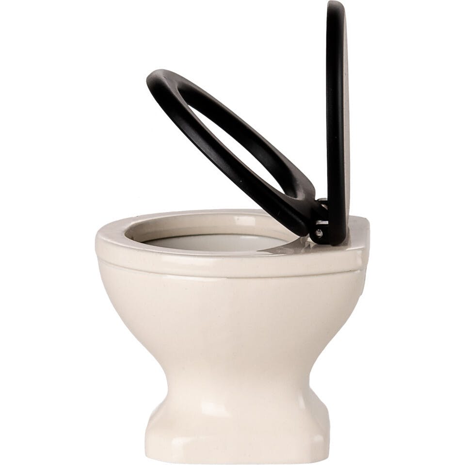 Water Closet, Mouse