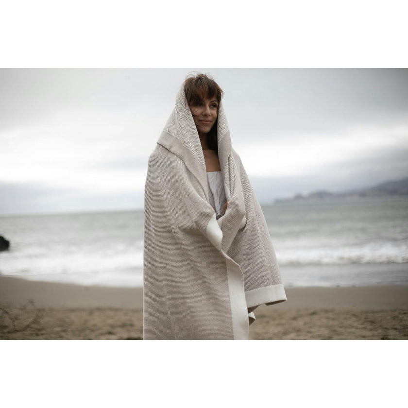 Eka Stipple Throw Blanket