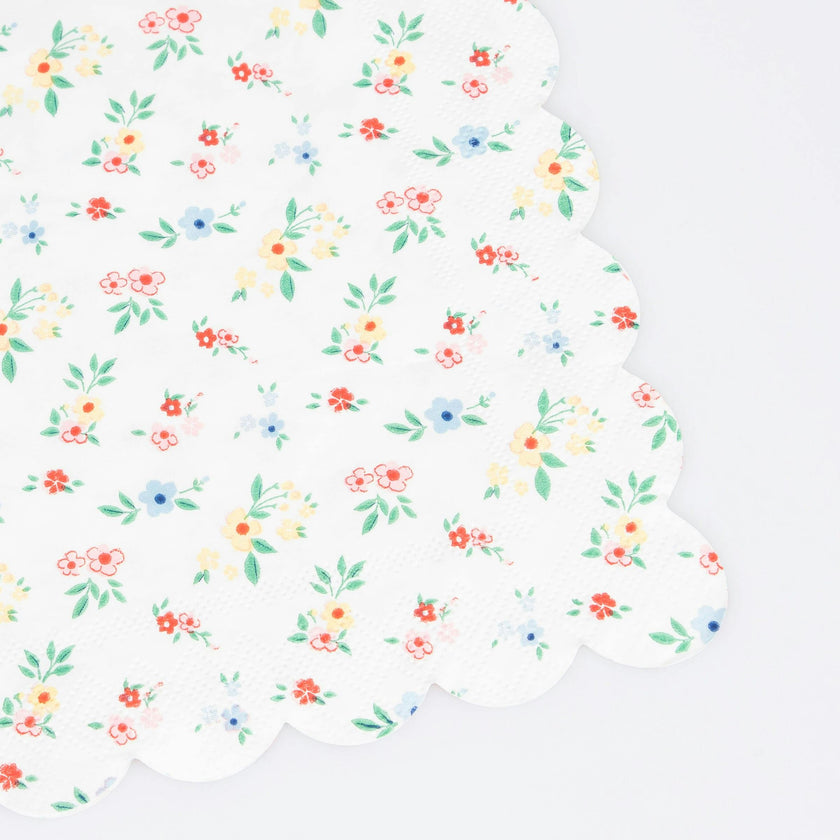 Ditsy Posy Scalloped Small Napkins