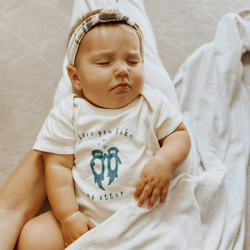 graphic bodysuit | love you like no otter