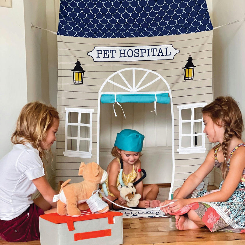 Pet Hospital Doorway Tent with Play Accessories