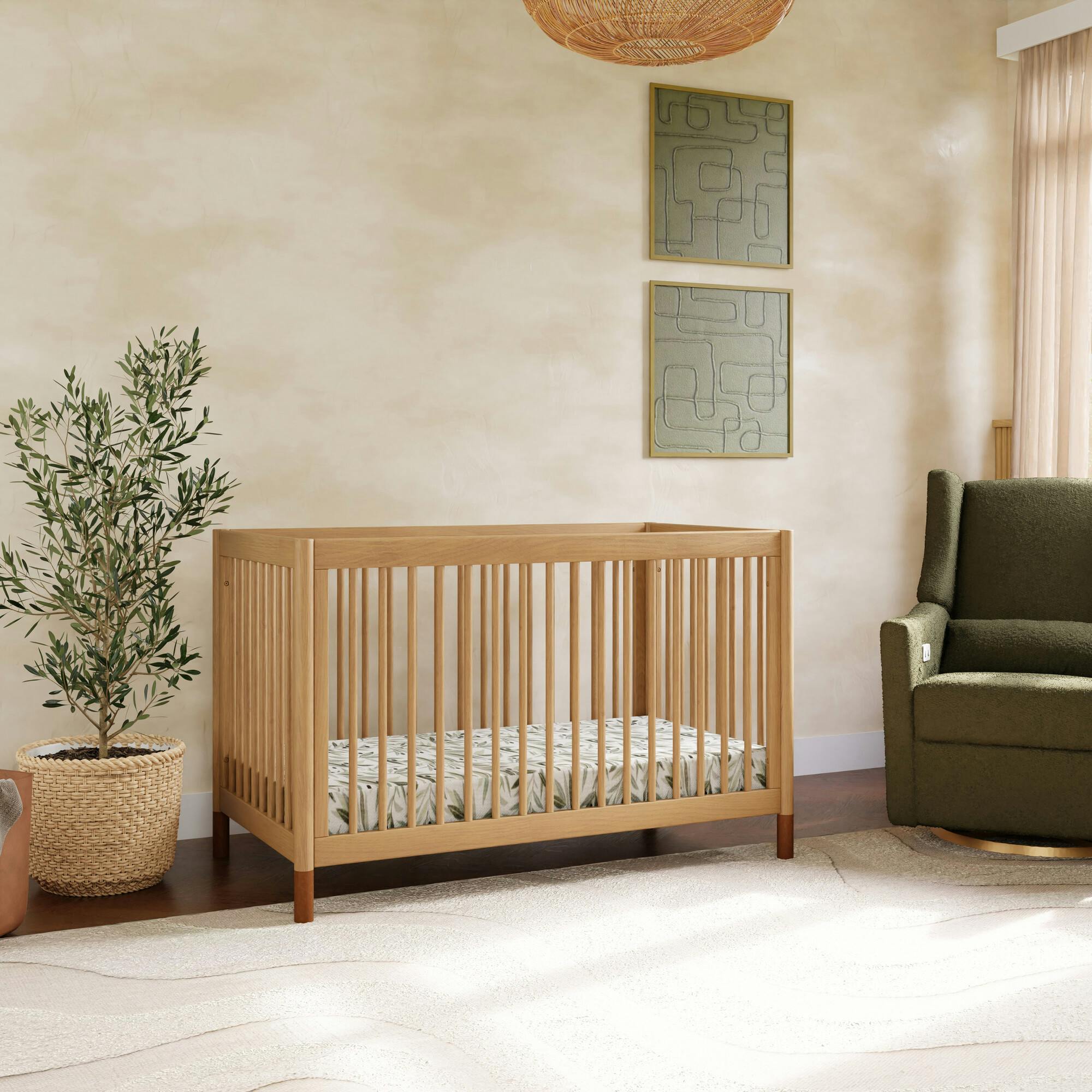 Gelato 4-in-1 Convertible Crib With Toddler Bed Conversion Kit