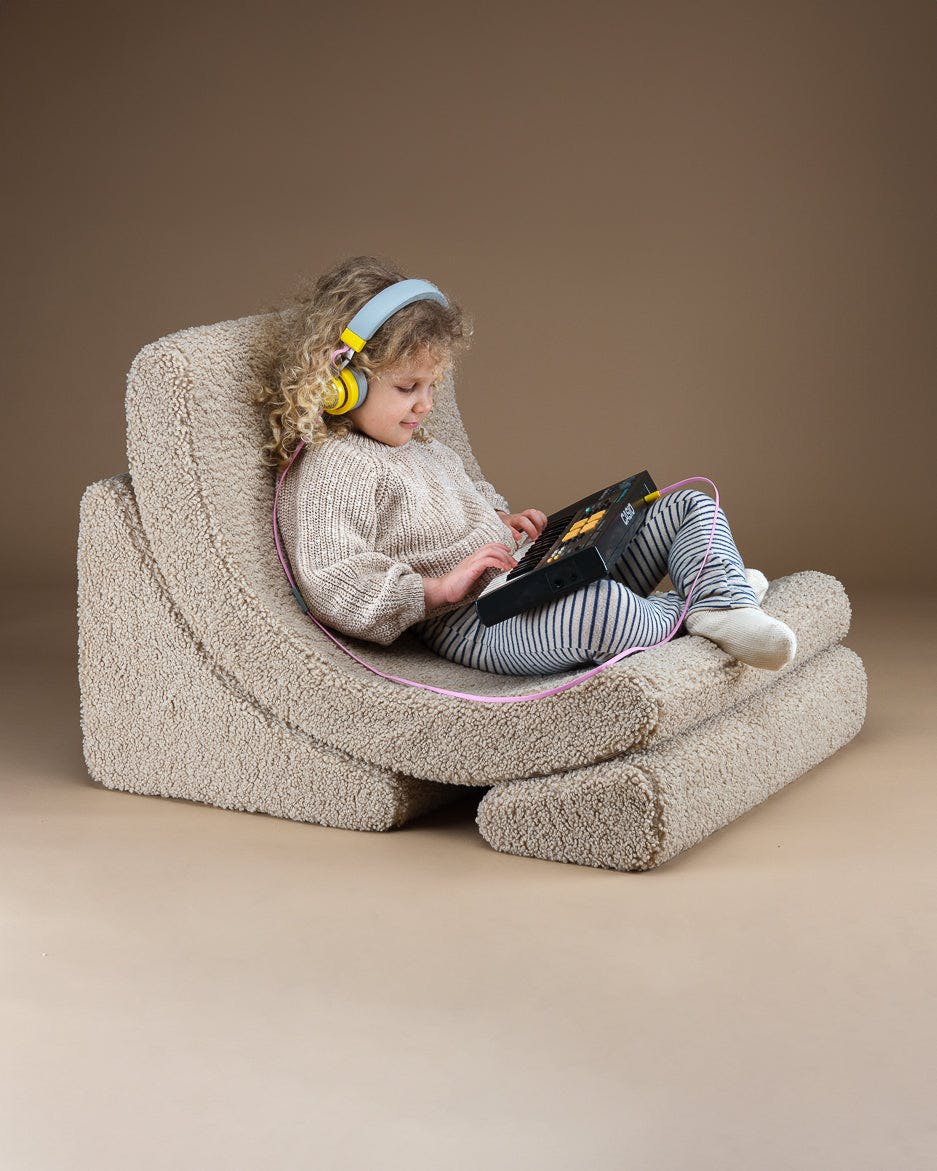 Biscuit Moon Chair