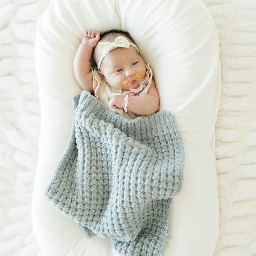 WAFFLE KNIT MINI BLANKETS