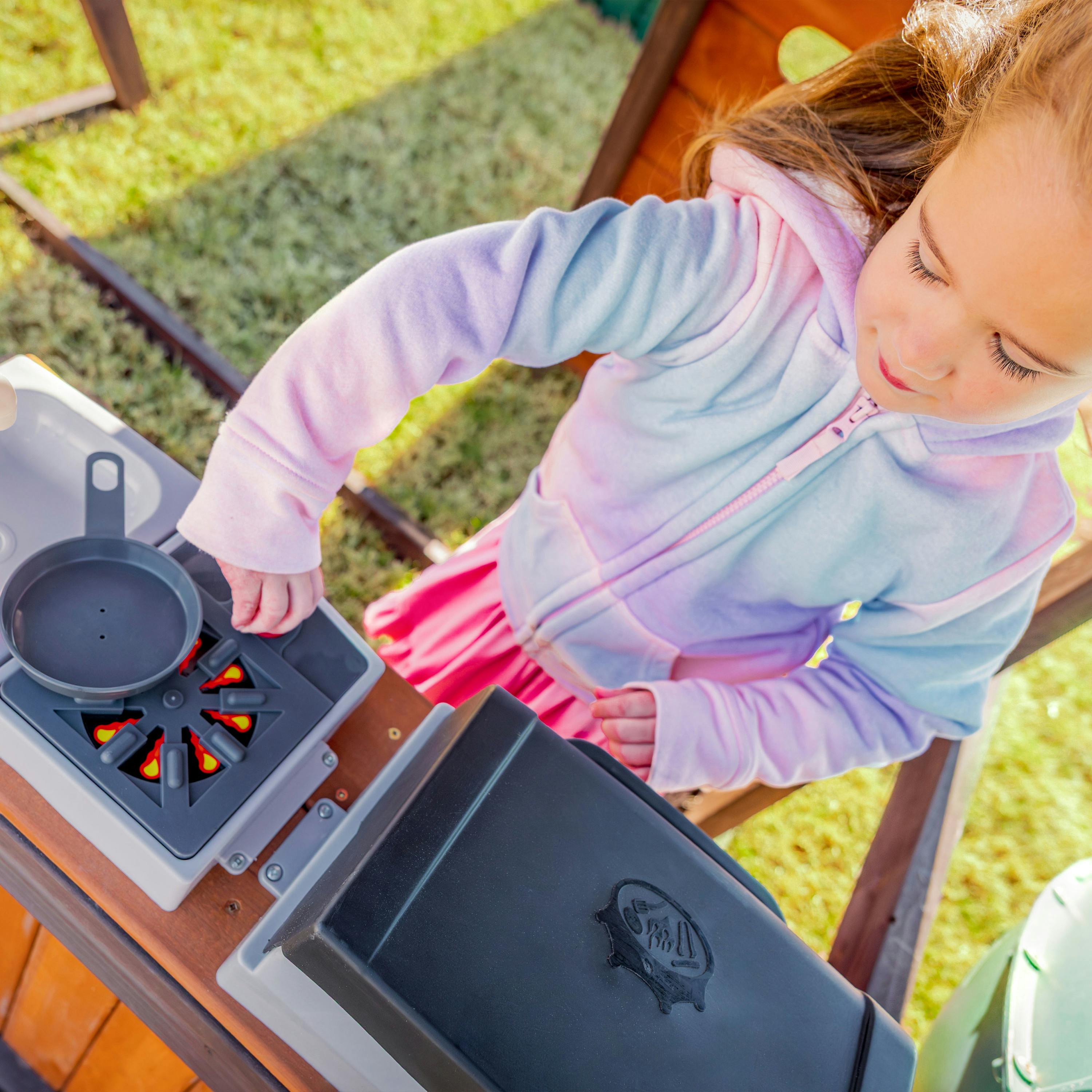 Flagstaff Fort Wooden Outdoor Swing Set