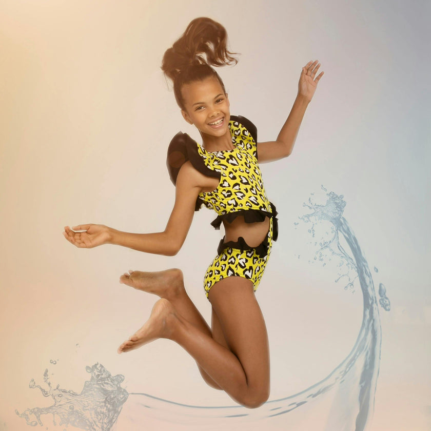 Rosette Short Sleeve One-Piece Swimsuit
