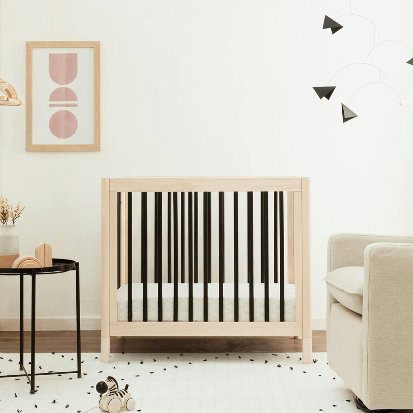 Gelato 4-In-1 Convertible Mini Crib