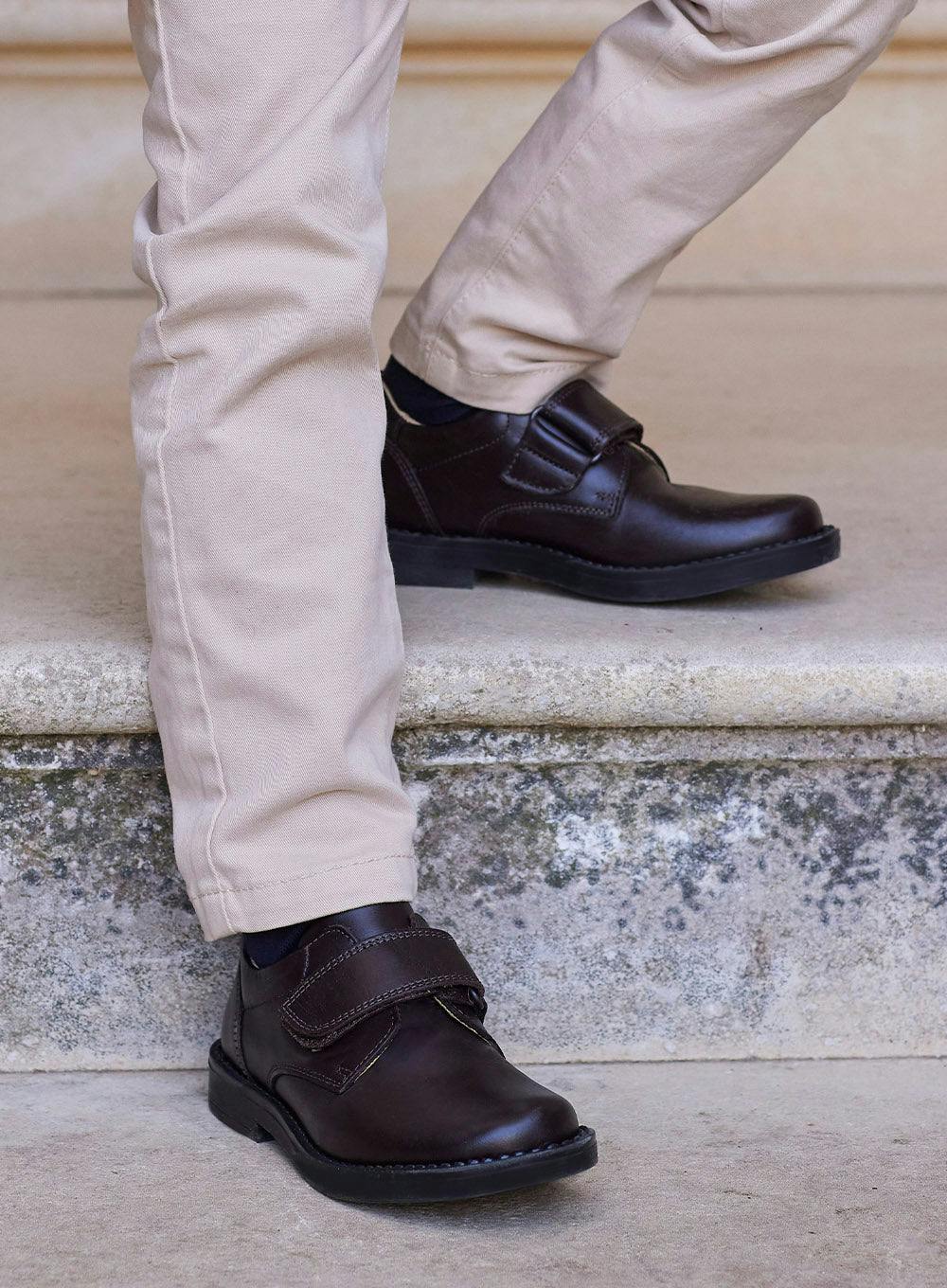 Hampton Classics George School Shoes in Brown